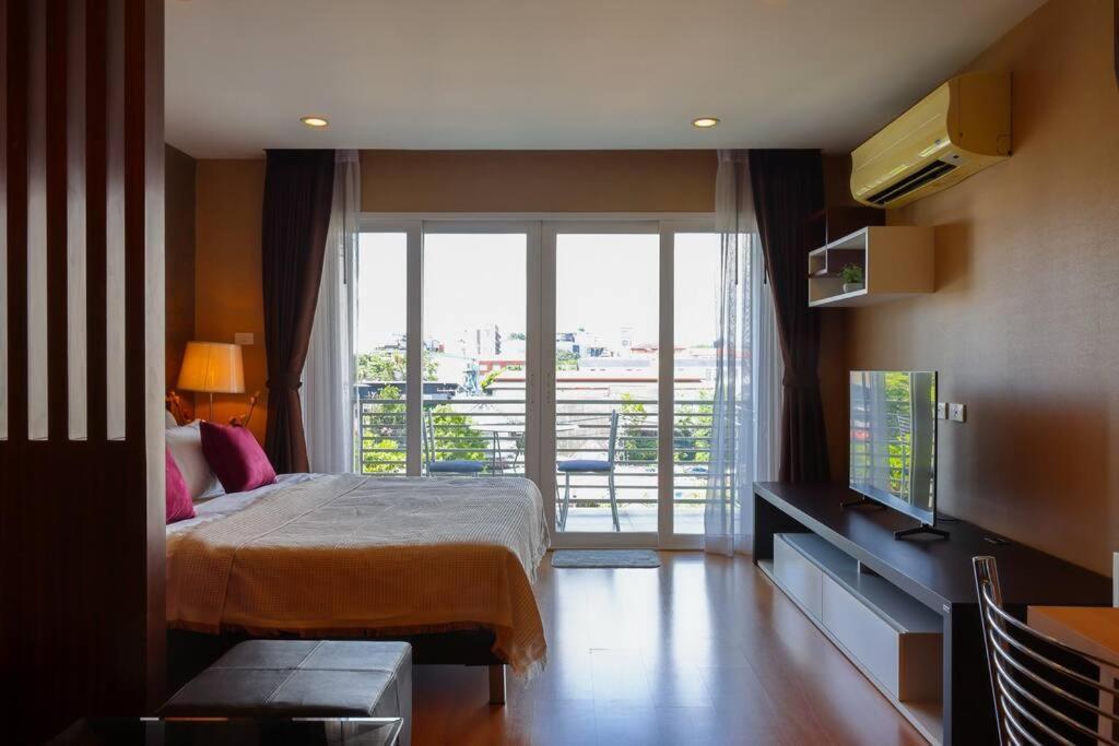 Апартаменты Luxury Living In Heart Of Nimman Чиангмай Экстерьер фото