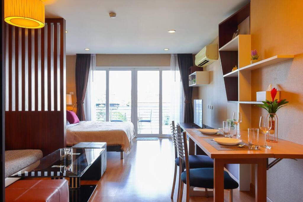Апартаменты Luxury Living In Heart Of Nimman Чиангмай Экстерьер фото